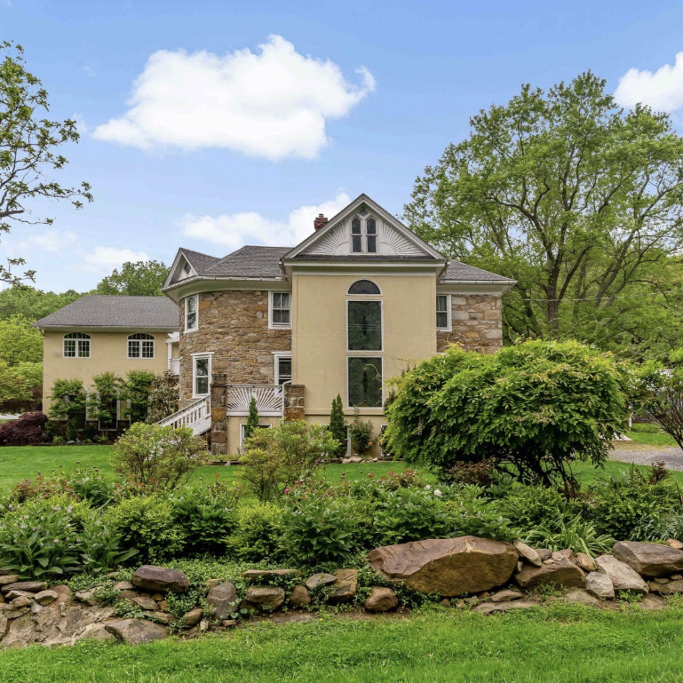 stone manor 2 Stone Manor